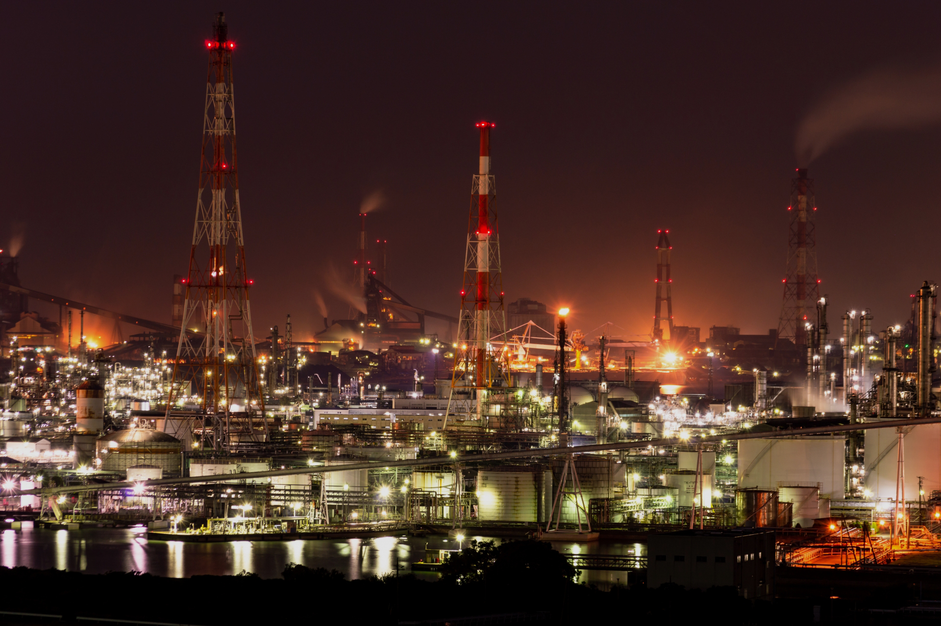 福岡県北九州市の株式会社北和電設は電気設備工事を専門に行う設備会社です。